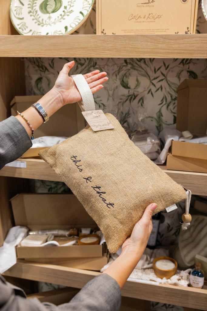 Clutch Arpillera This & That